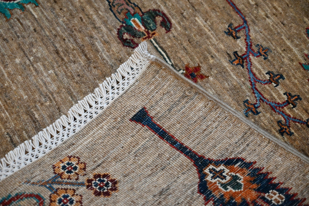 Sultani Rug - 247 cm x 187 cm