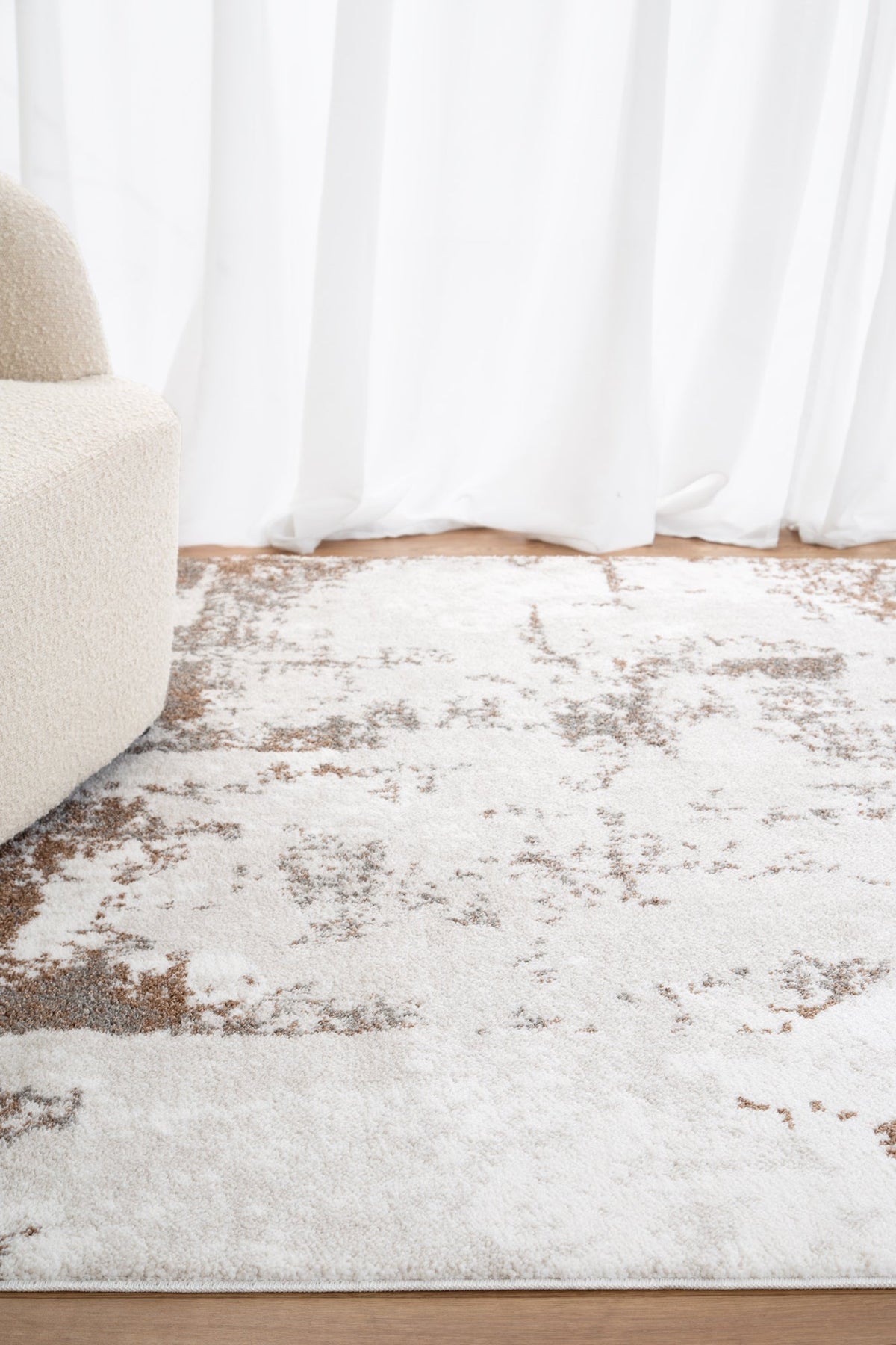 Grace 4 Bare Elegance Polyester Rug