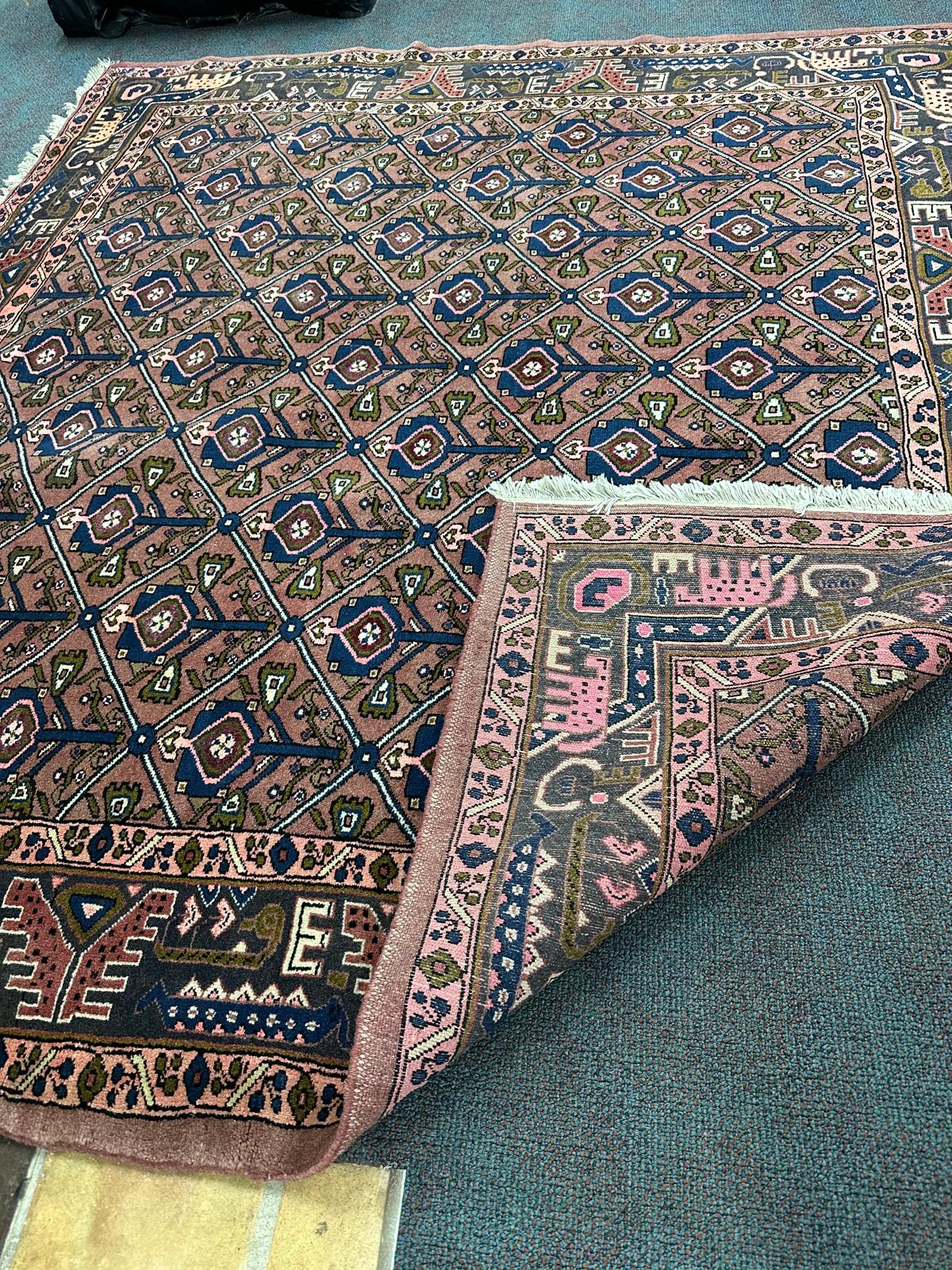 Hussainabad Rug - 216 cm x 194 cm