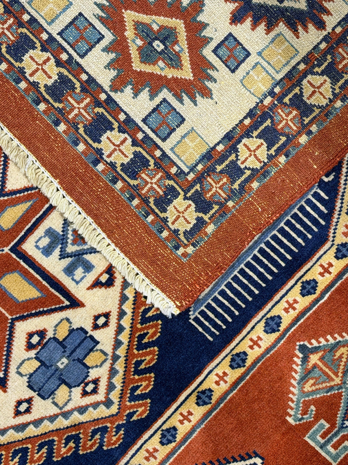 Shirvan Rug - 302 cm x 223 cm