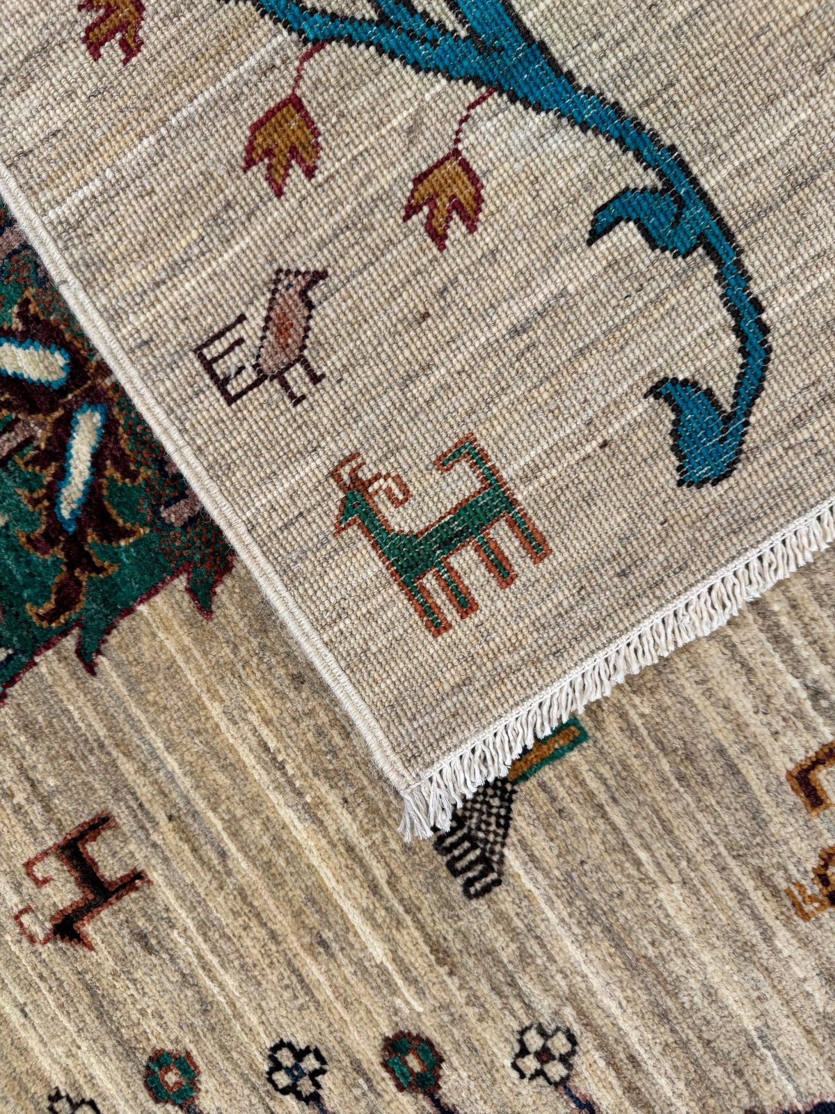 Sultani Rug - 252 cm x 174 cm