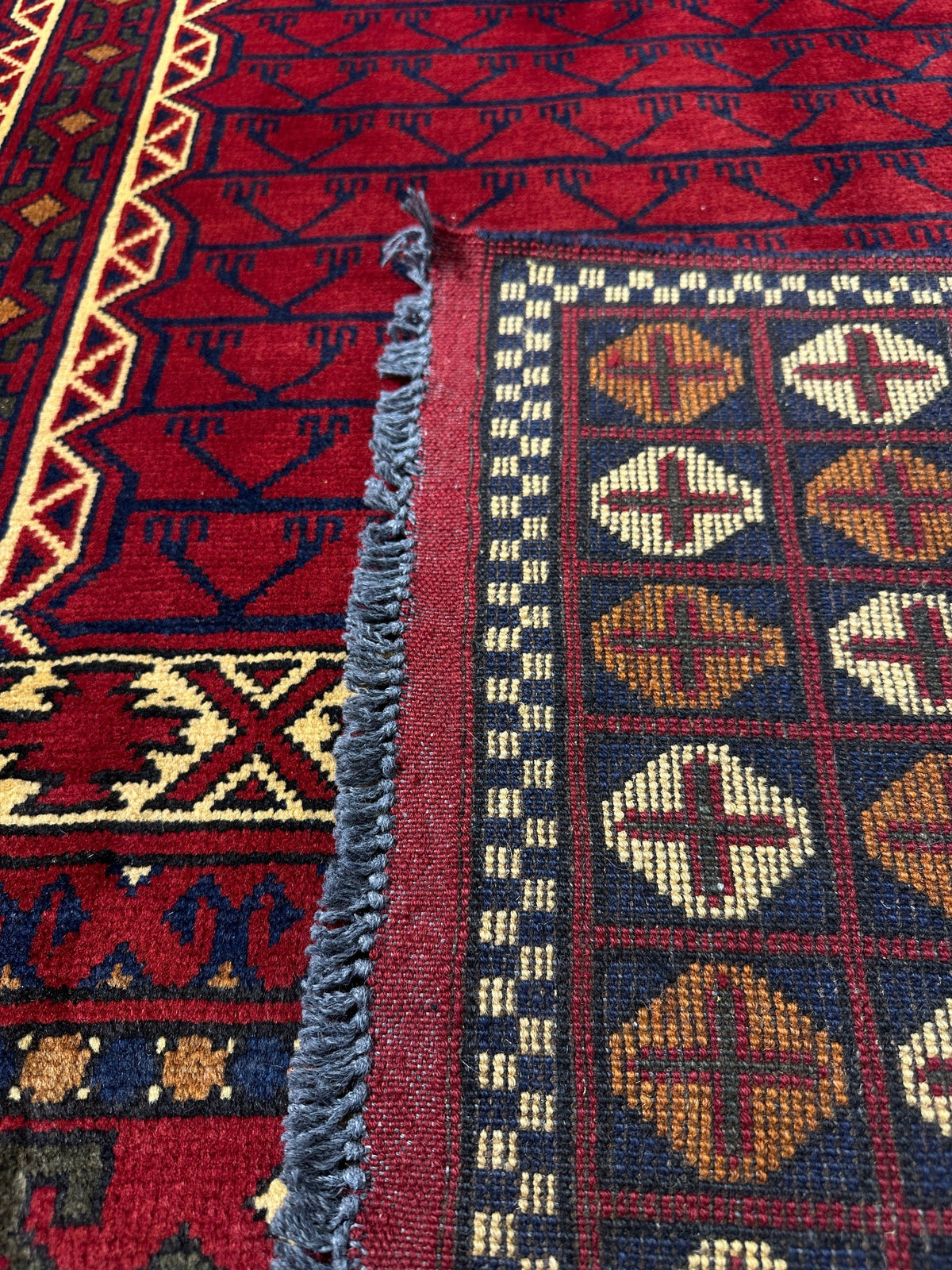 Hatchlu Rug - 298 cm x 218 cm