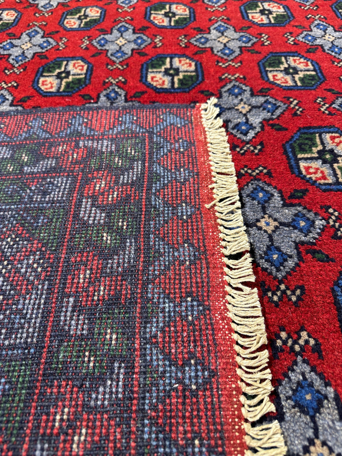 Turkoman Rug - 291 cm x 202 cm