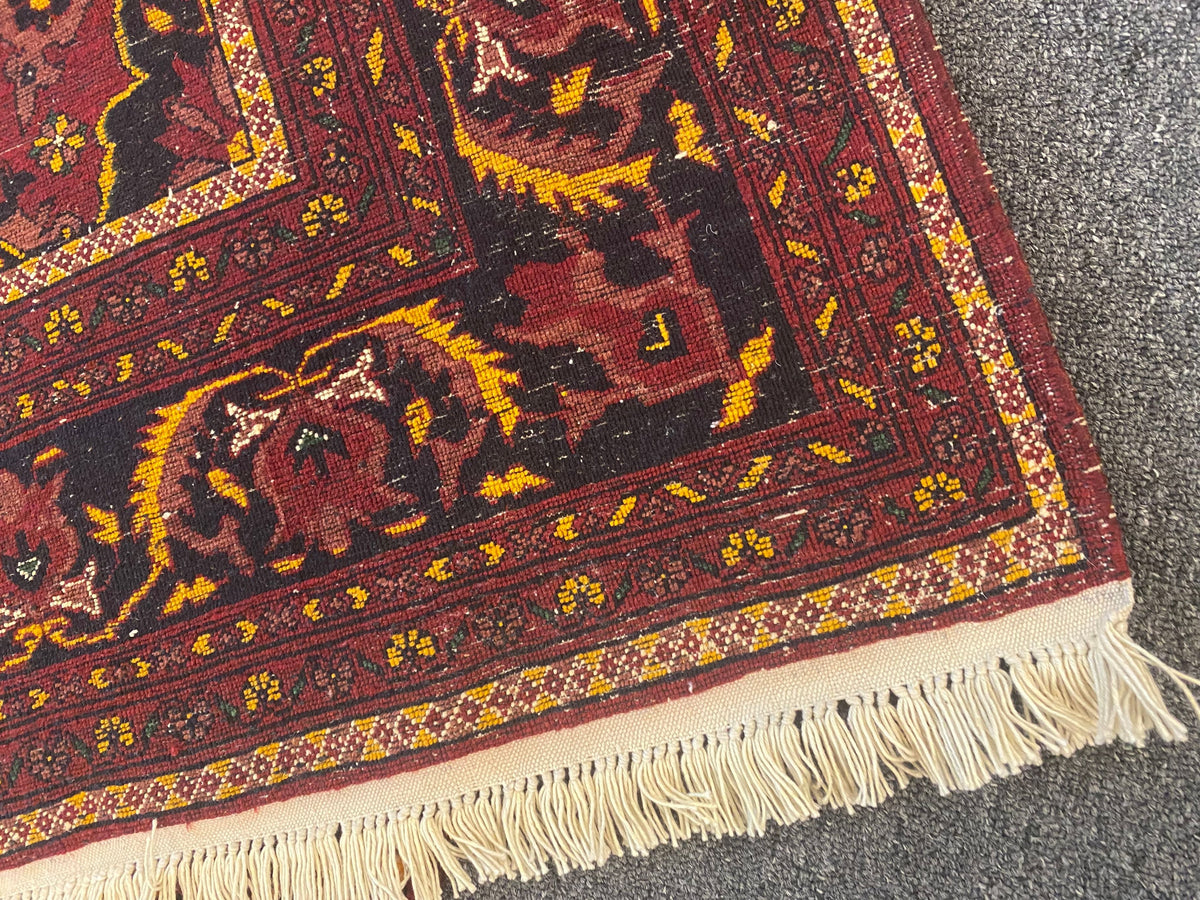Roshnai Rug - 186 cm x 151 cm