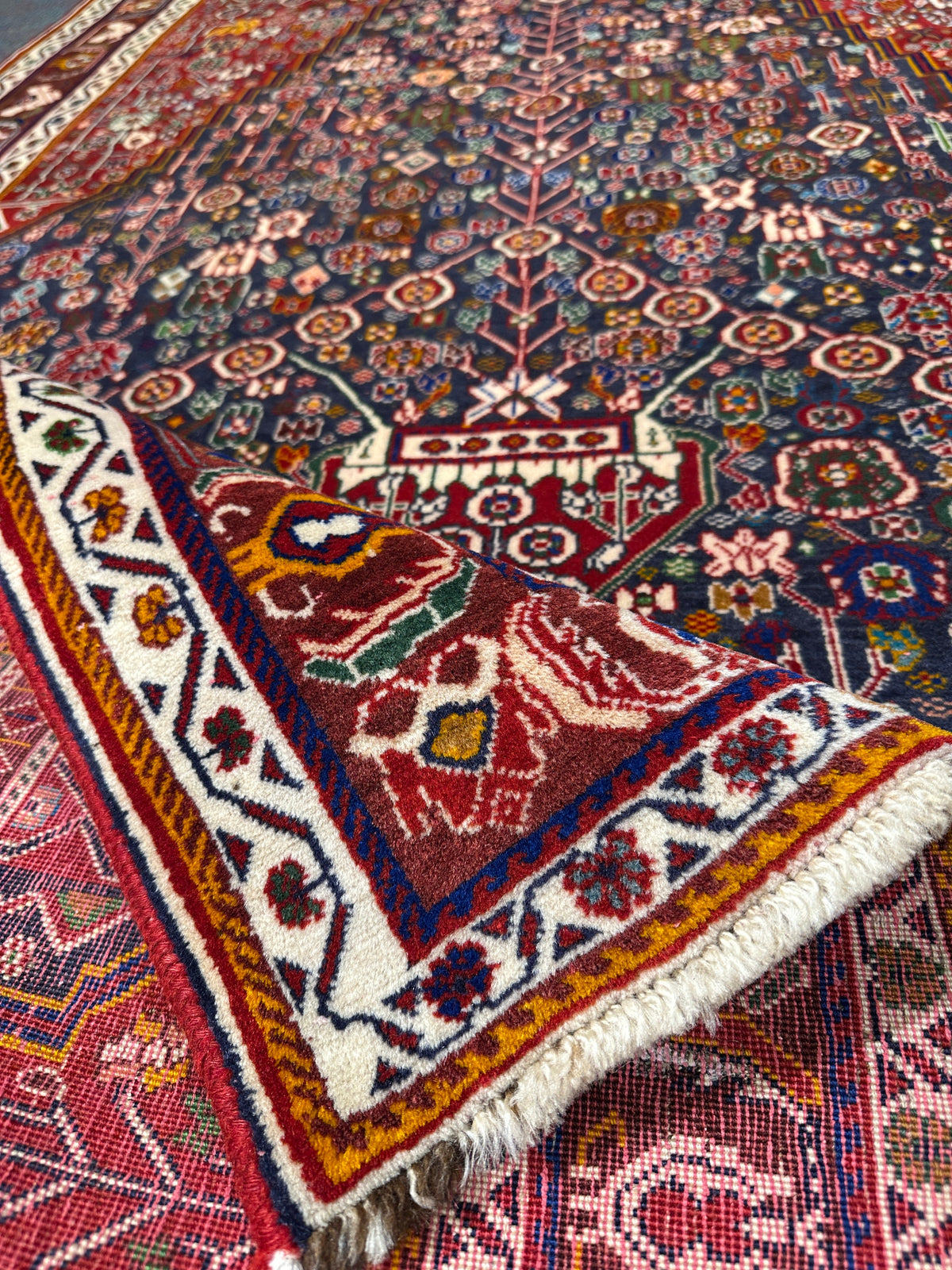 Hamadan Rug - 245 cm x 152 cm