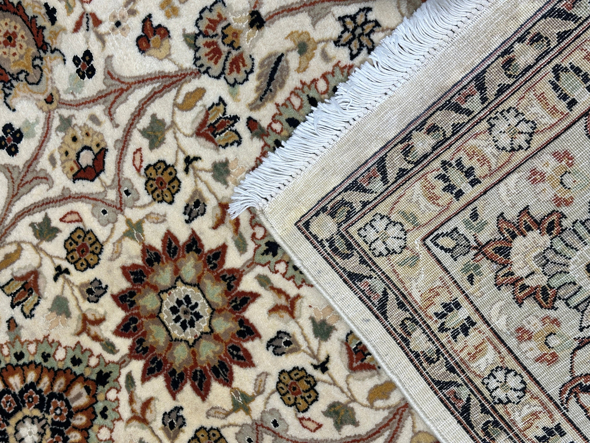 Kashmiri Rug - 303 cm x 246 cm