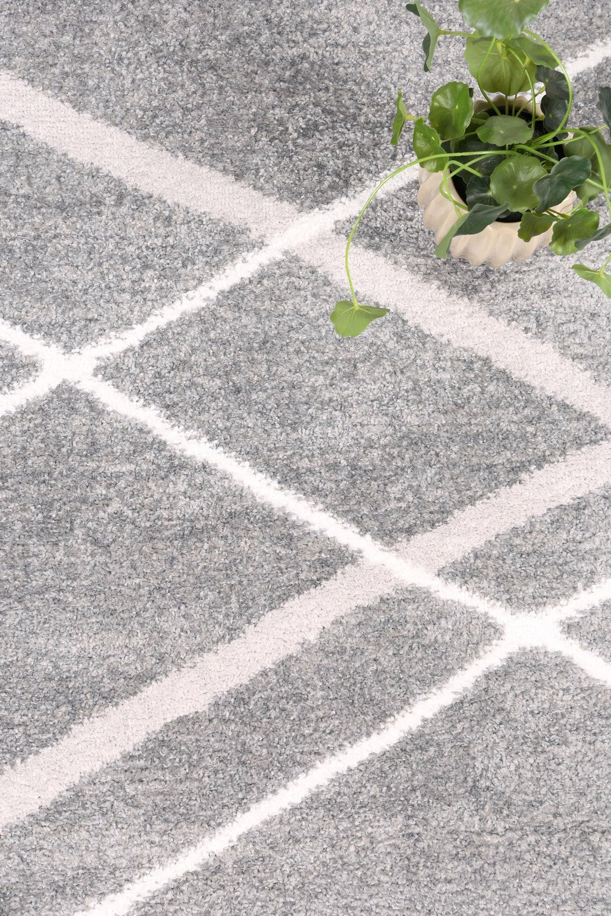 Kimberley 2 Lattice Grey Rug