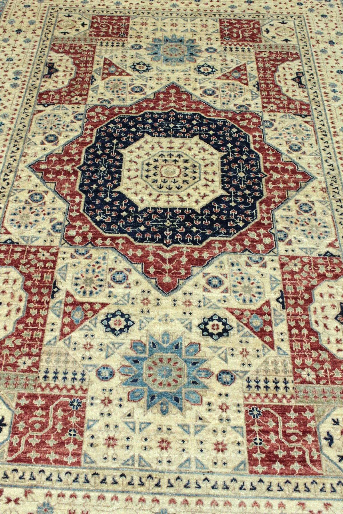 Kazak Rug - 292 cm x 199 cm
