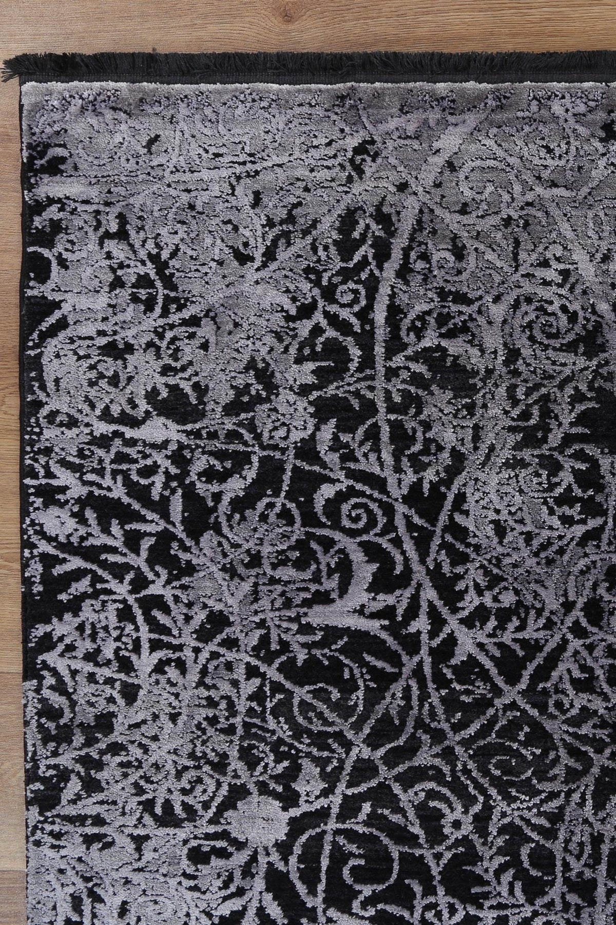 Brooklyn 200 Silver Entwine Rug