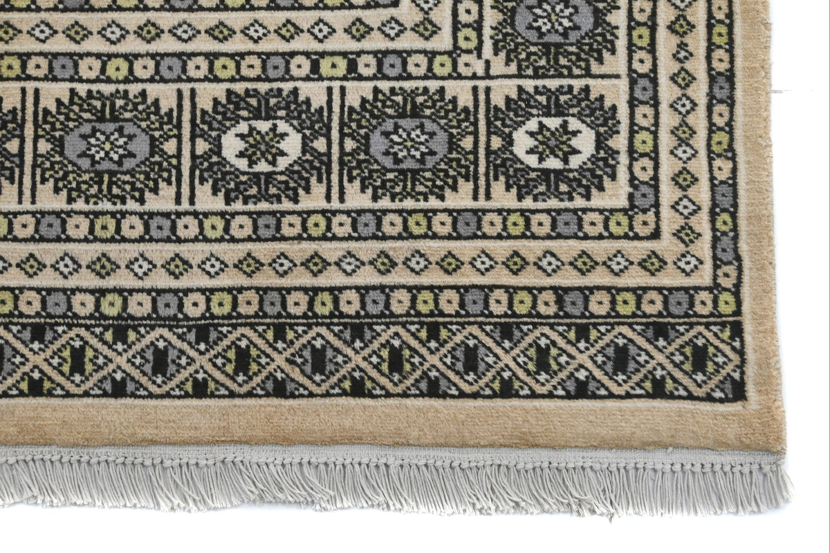 Bokhara Rug - 242 cm x 165 cm