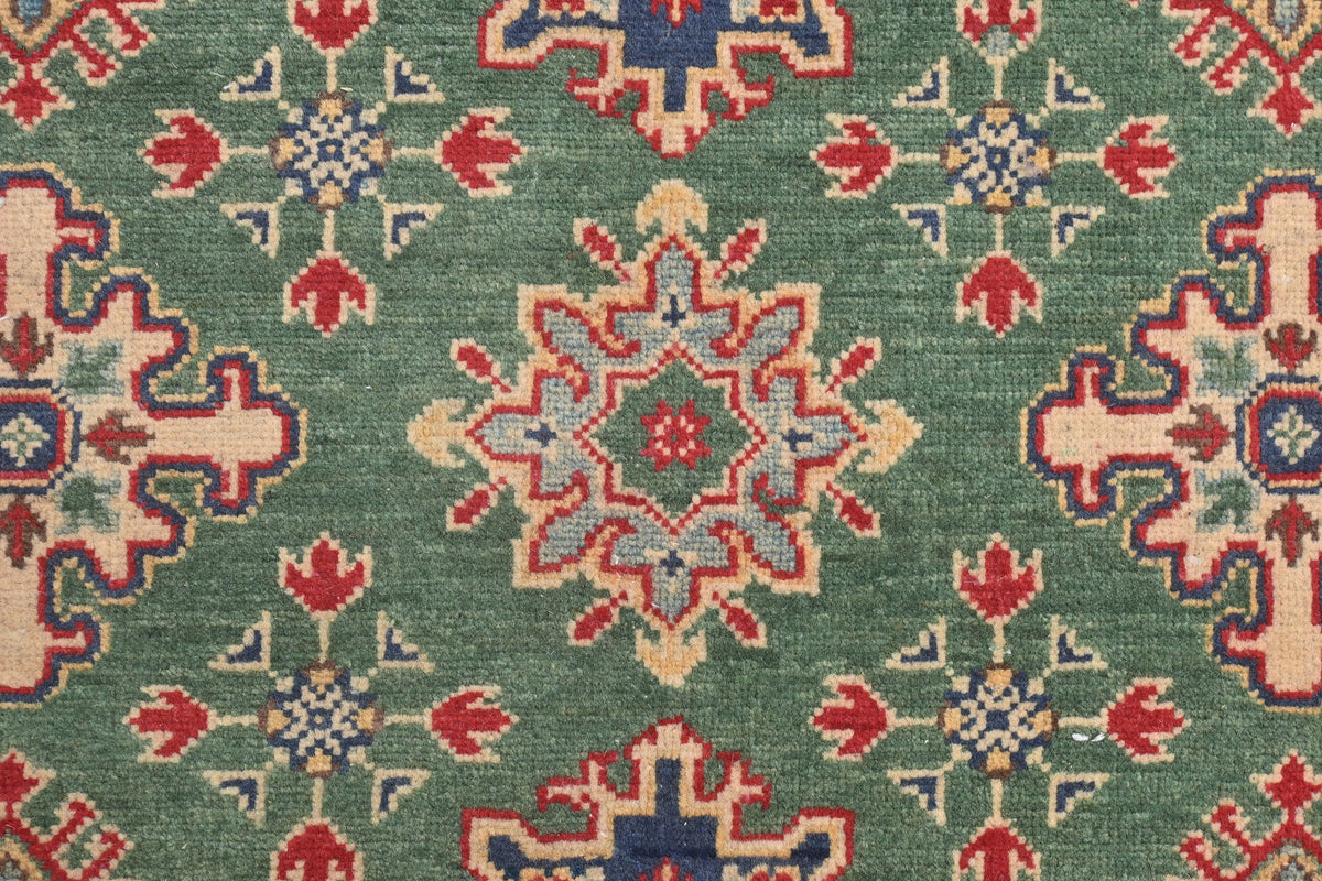 Kazak Rug - 236 cm x 171 cm