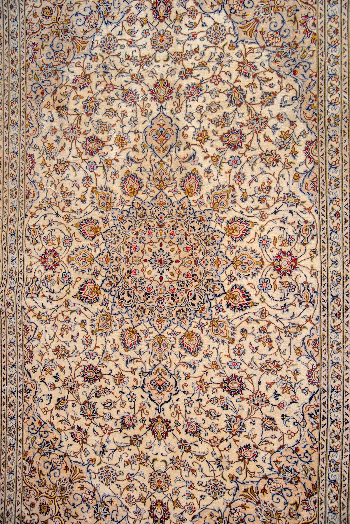 Kashan Rug - 311 cm x 202 cm