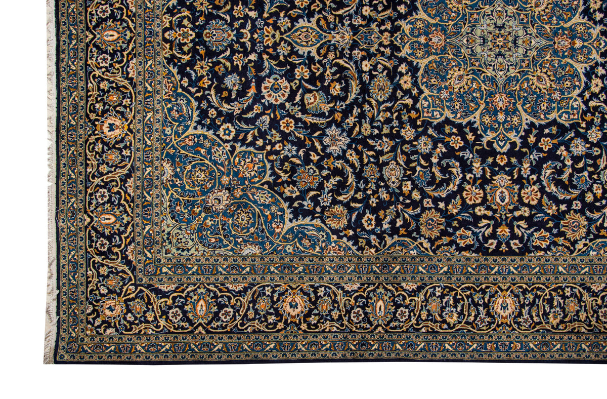 Kashan Rug - 355 cm x 263 cm