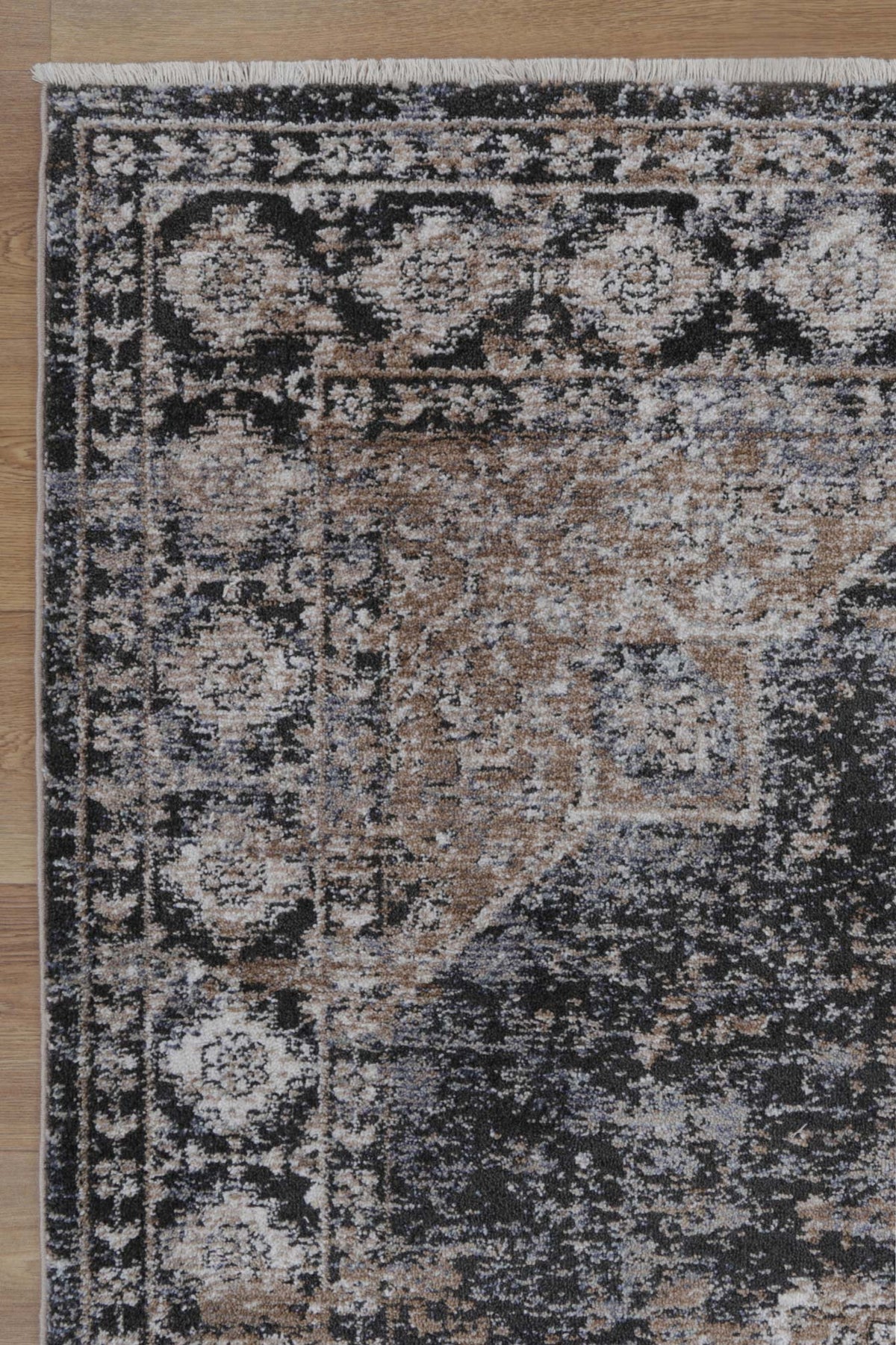 Baltimore Lakeland Vintage Inspired Rug