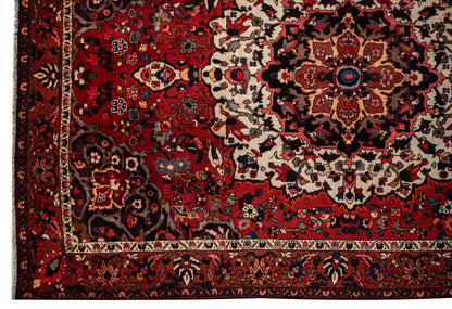 Bakhtiari Rug - 310 cm x 200 cm