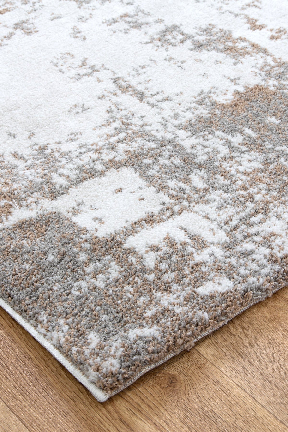 Grace 4 Bare Elegance Polyester Rug