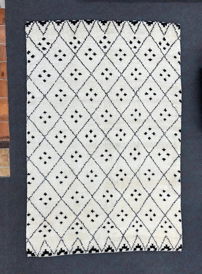 Moroccan Rug  - 278 cm x 188 cm