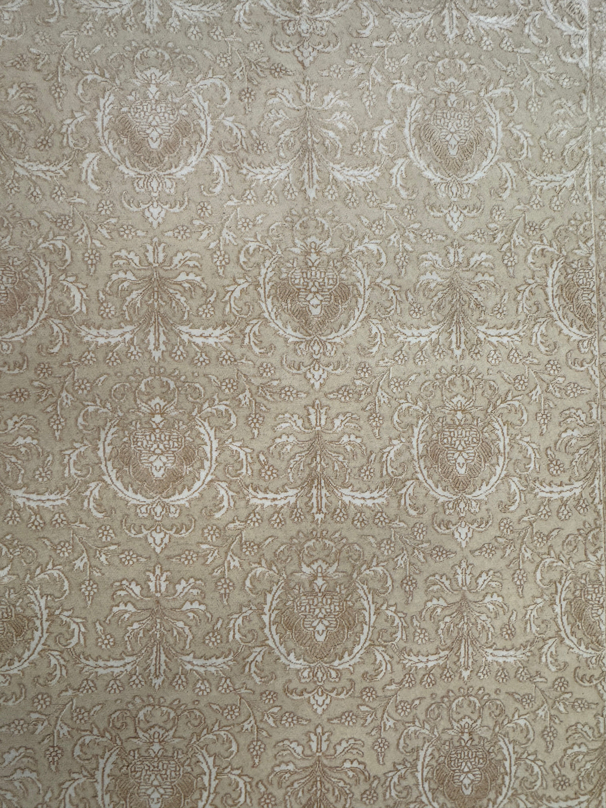 Ziegler Rug - 284 cm x 181 cm