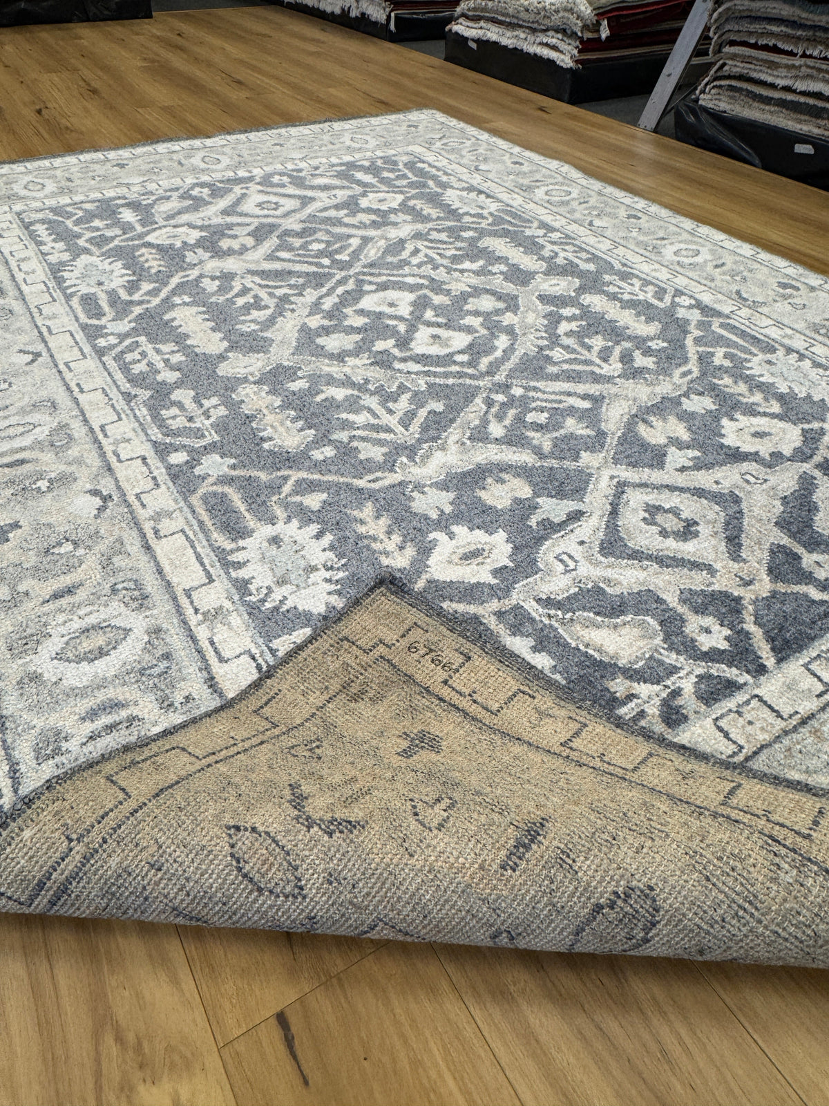 Modern Rug - 294 cm x 200 cm