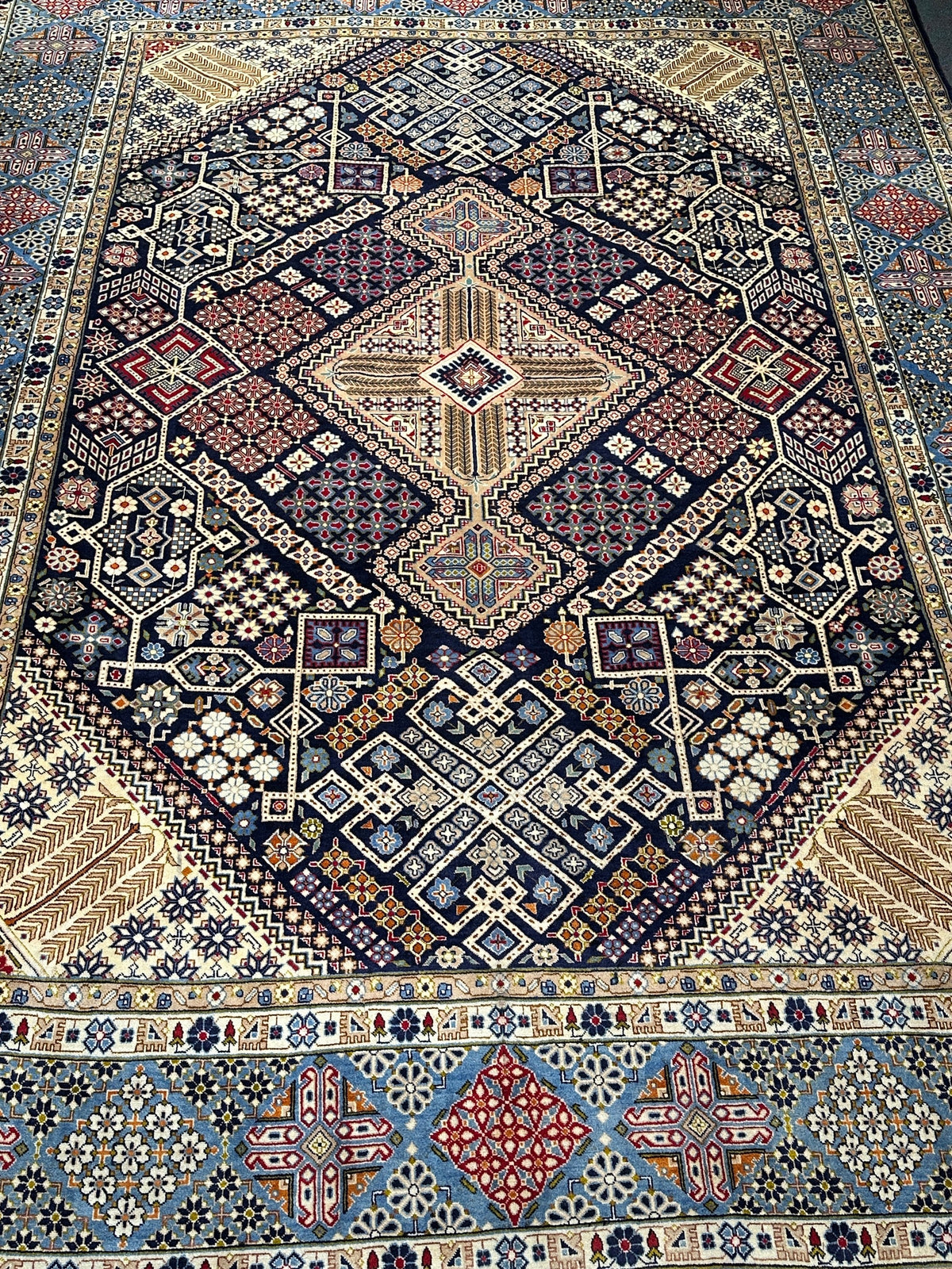 Najafabad Rug - 403 cm x 295 cm
