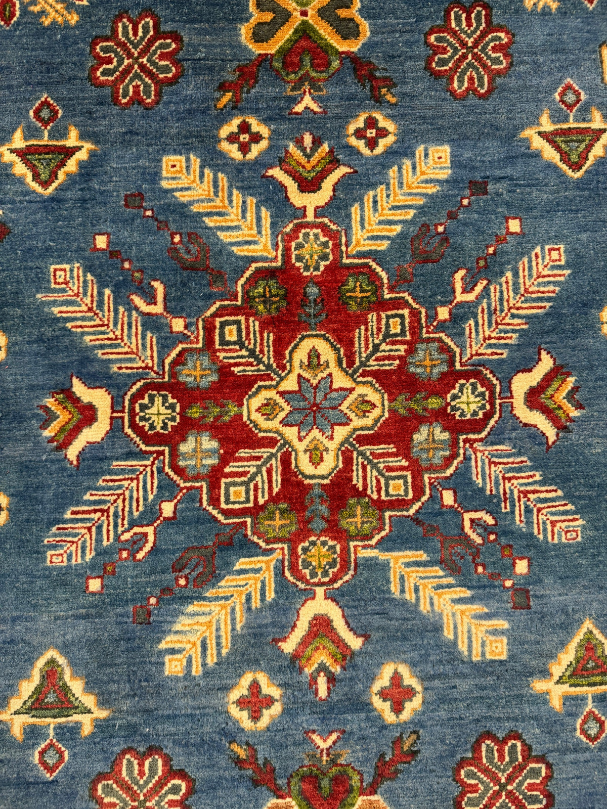 Kazak Rug - 199 cm x 146 cm