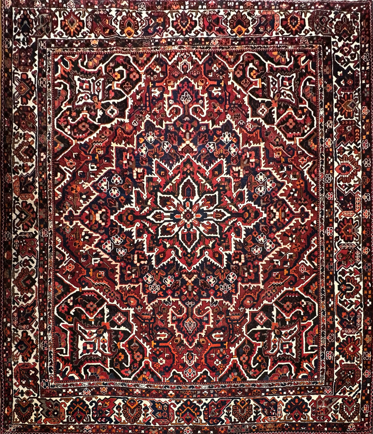 Bakhtiari Rug - 390 cm x 335 cm