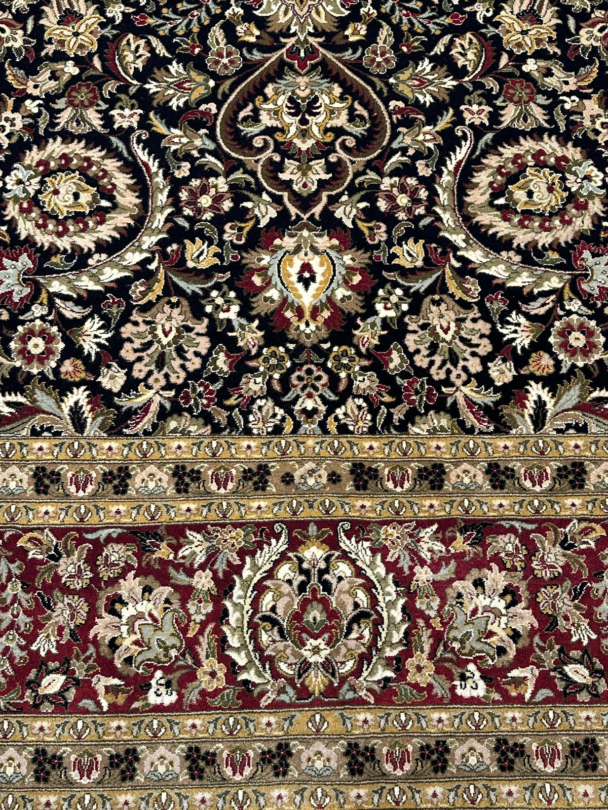 Kashmiri Rug  - 368 cm x 277 cm