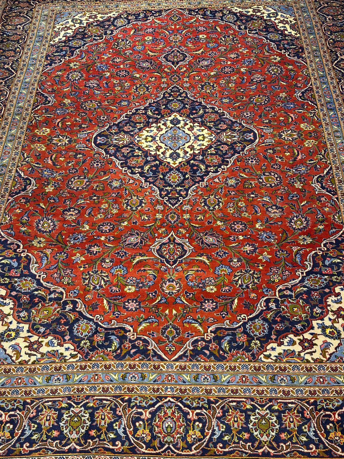 Najafabad Rug - 386 cm x 290 cm