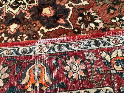 Vintage Bakhtiari Rug - 203 cm x 150 cm