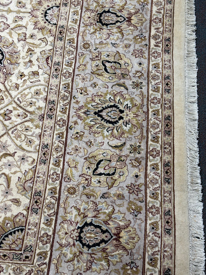 Ziegler Rug  - 370 cm x 270 cm