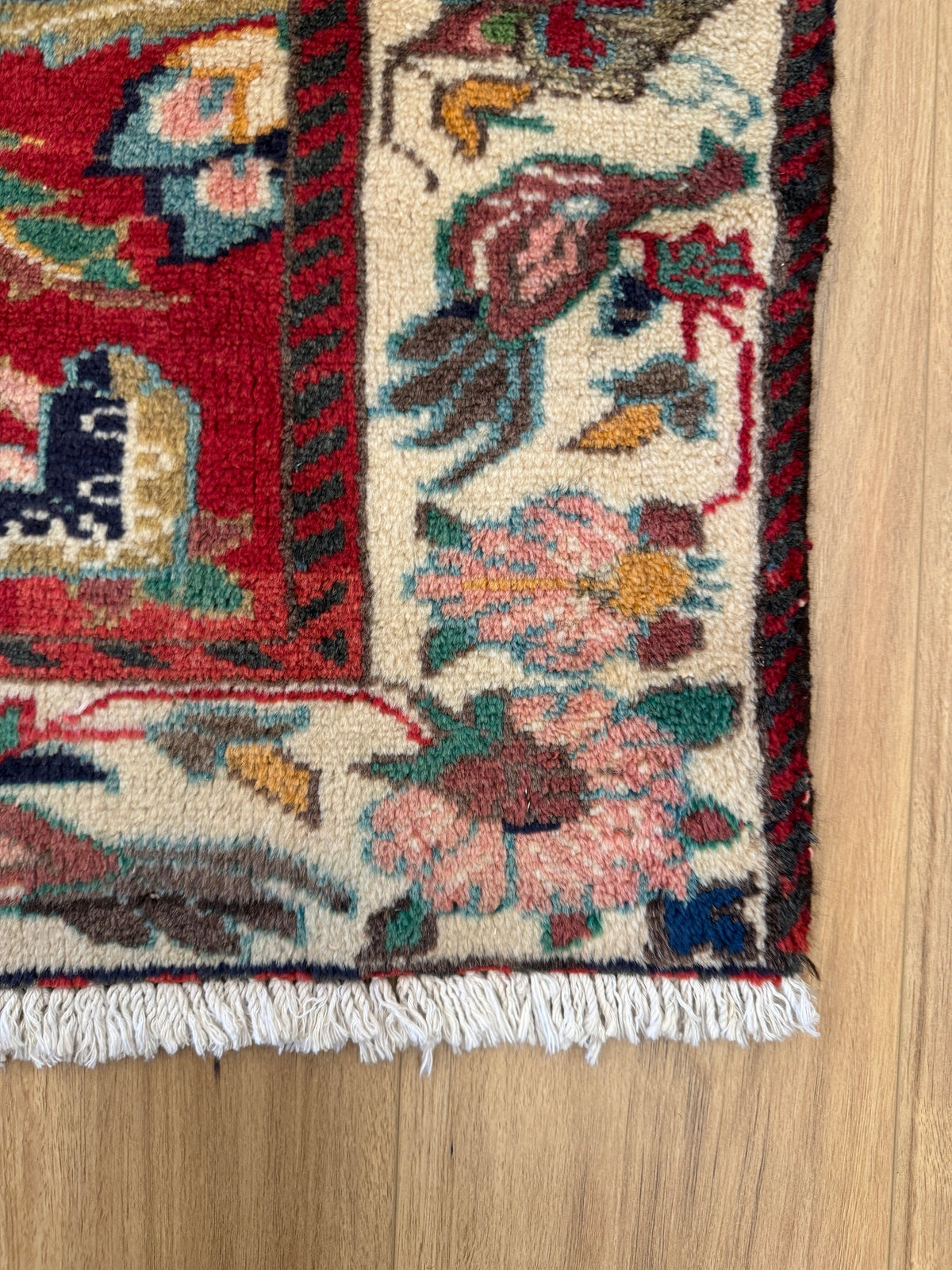 Nahavand Rug - 204 cm x 153 cm