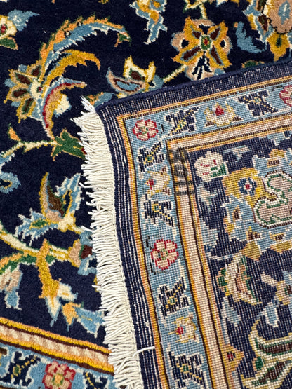 Kashan Rug - 220 cm x 138 cm