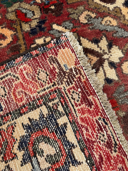 Vintage Bakhtiari Rug - 208 cm x 155 cm