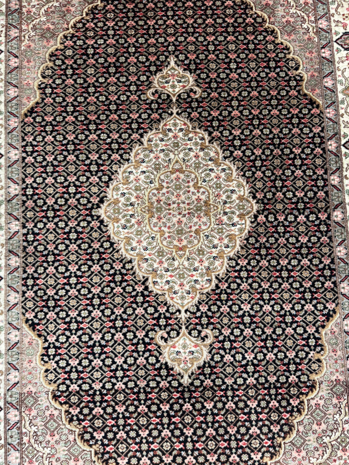 Mahi Tabriz Rug - 180 cm x 125 cm