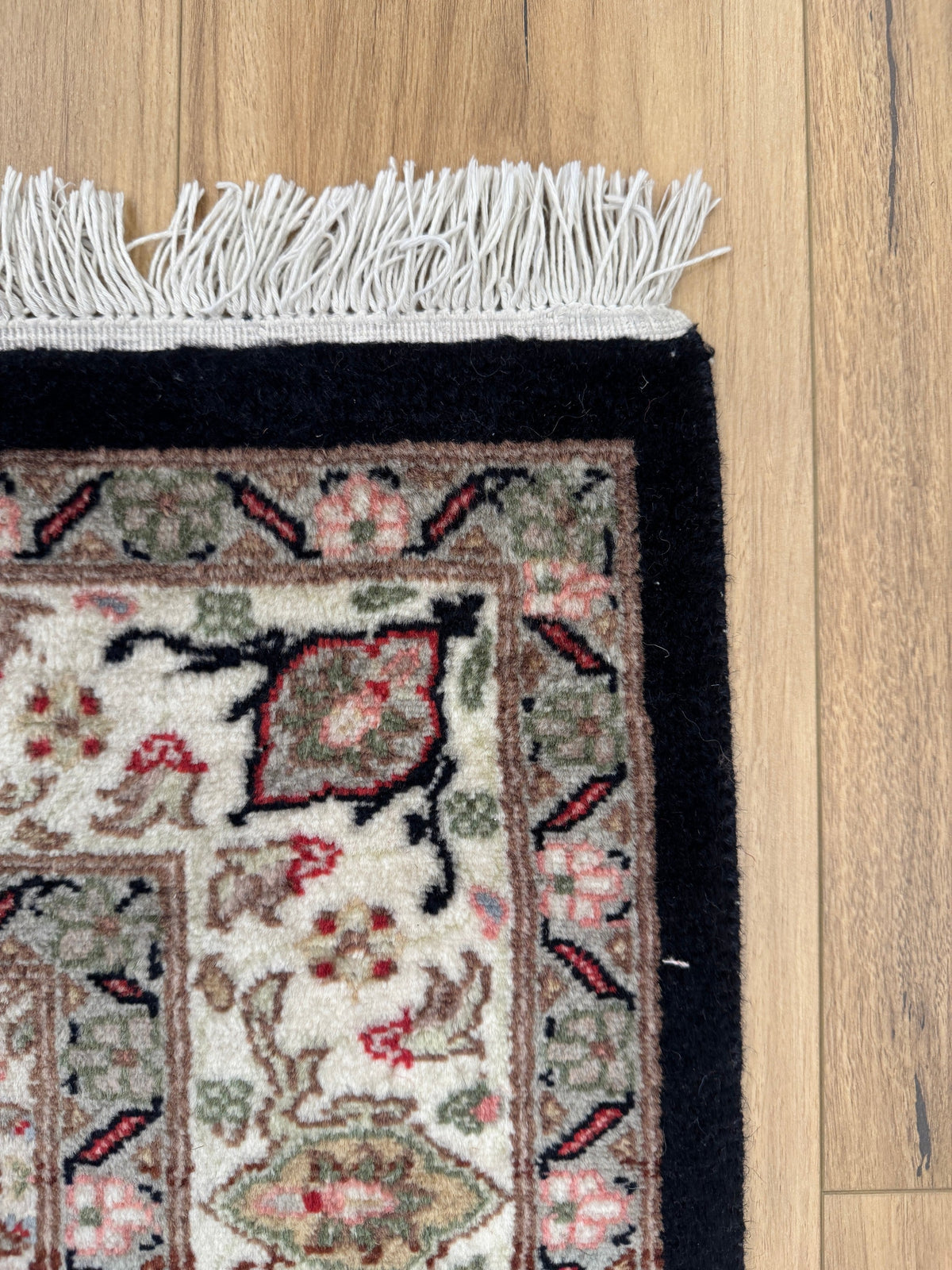 Mahi Tabriz Rug - 180 cm x 125 cm
