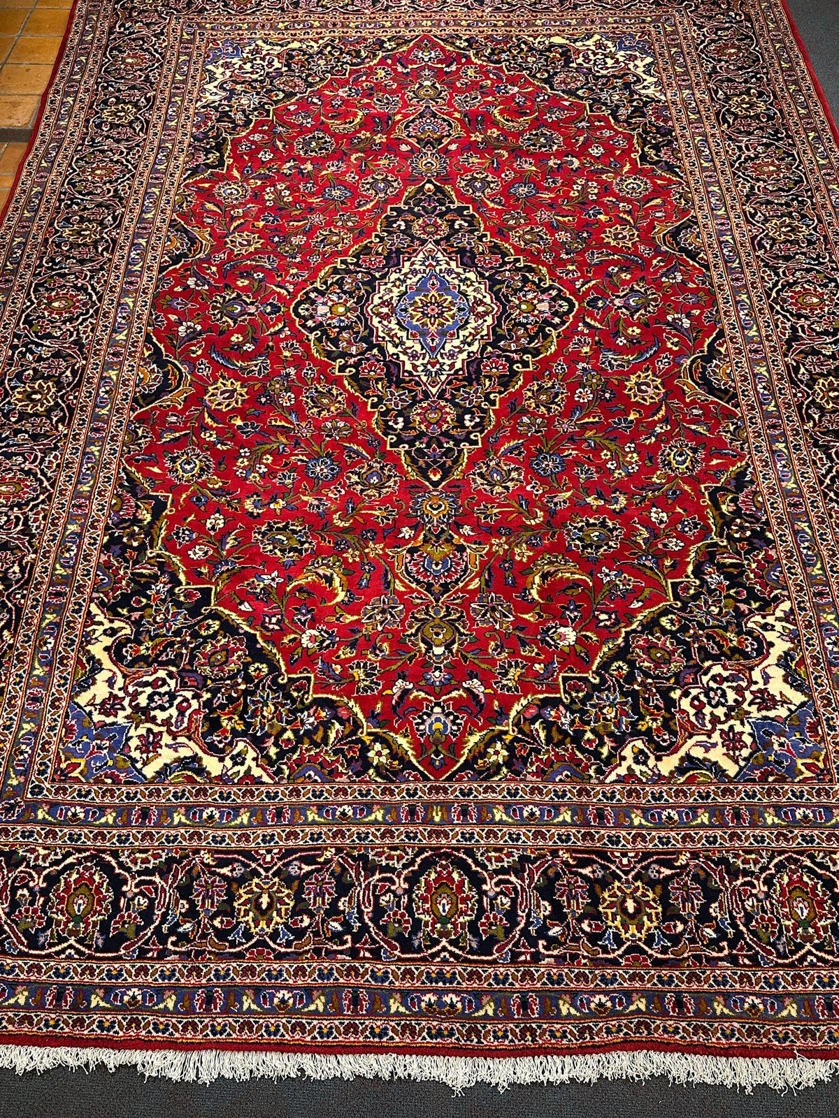 Mashad Rug - 438 cm x 302 cm