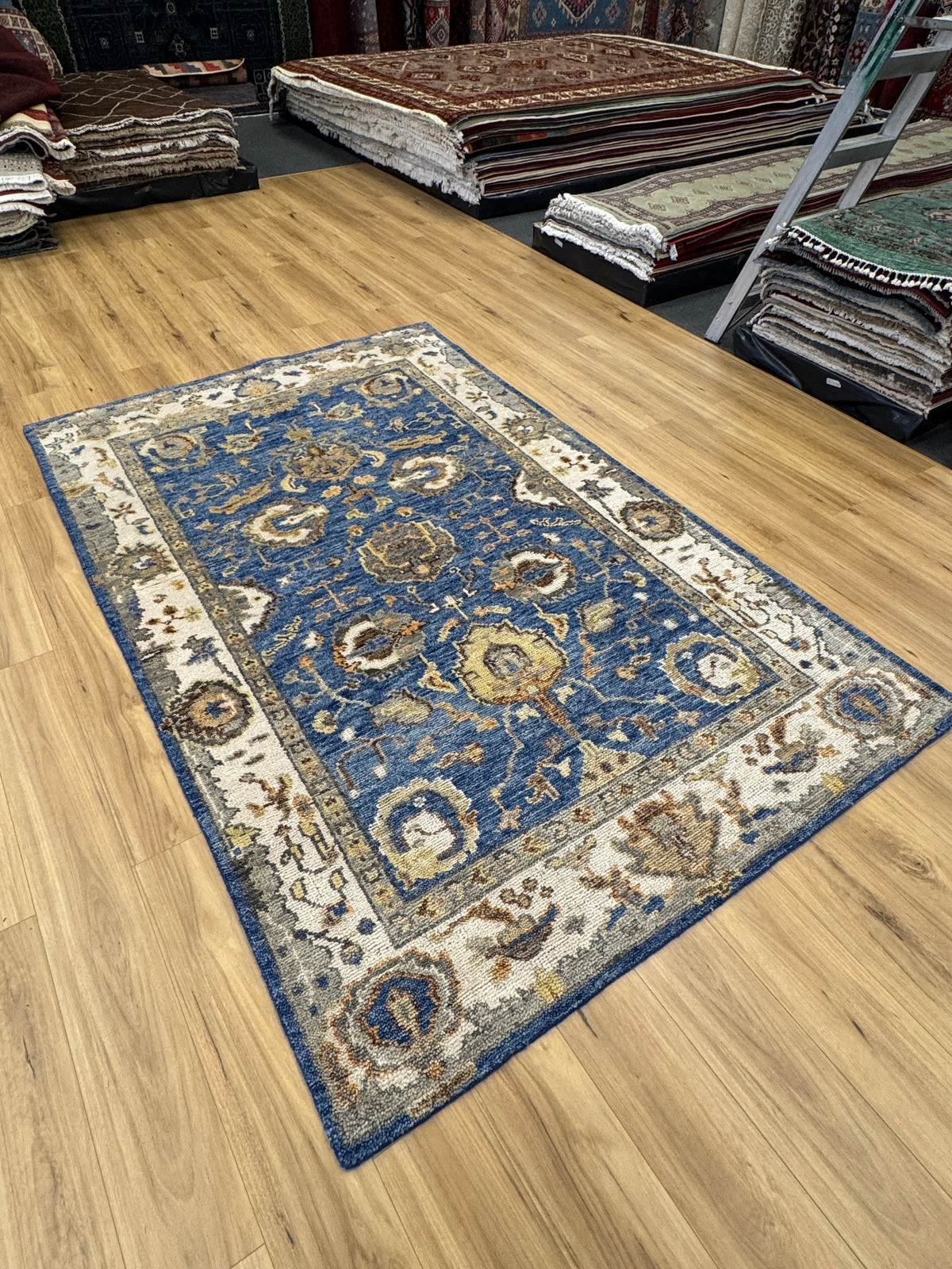 Oushak Rug - 277 cm x 178 cm