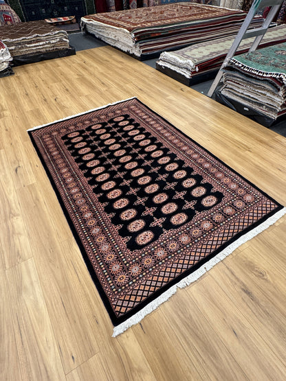 Bokhara Rug - 242 cm x 156 cm