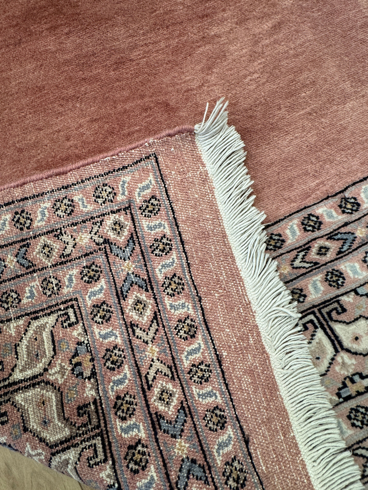 Jaldar Rug - 268 cm x 173 cm