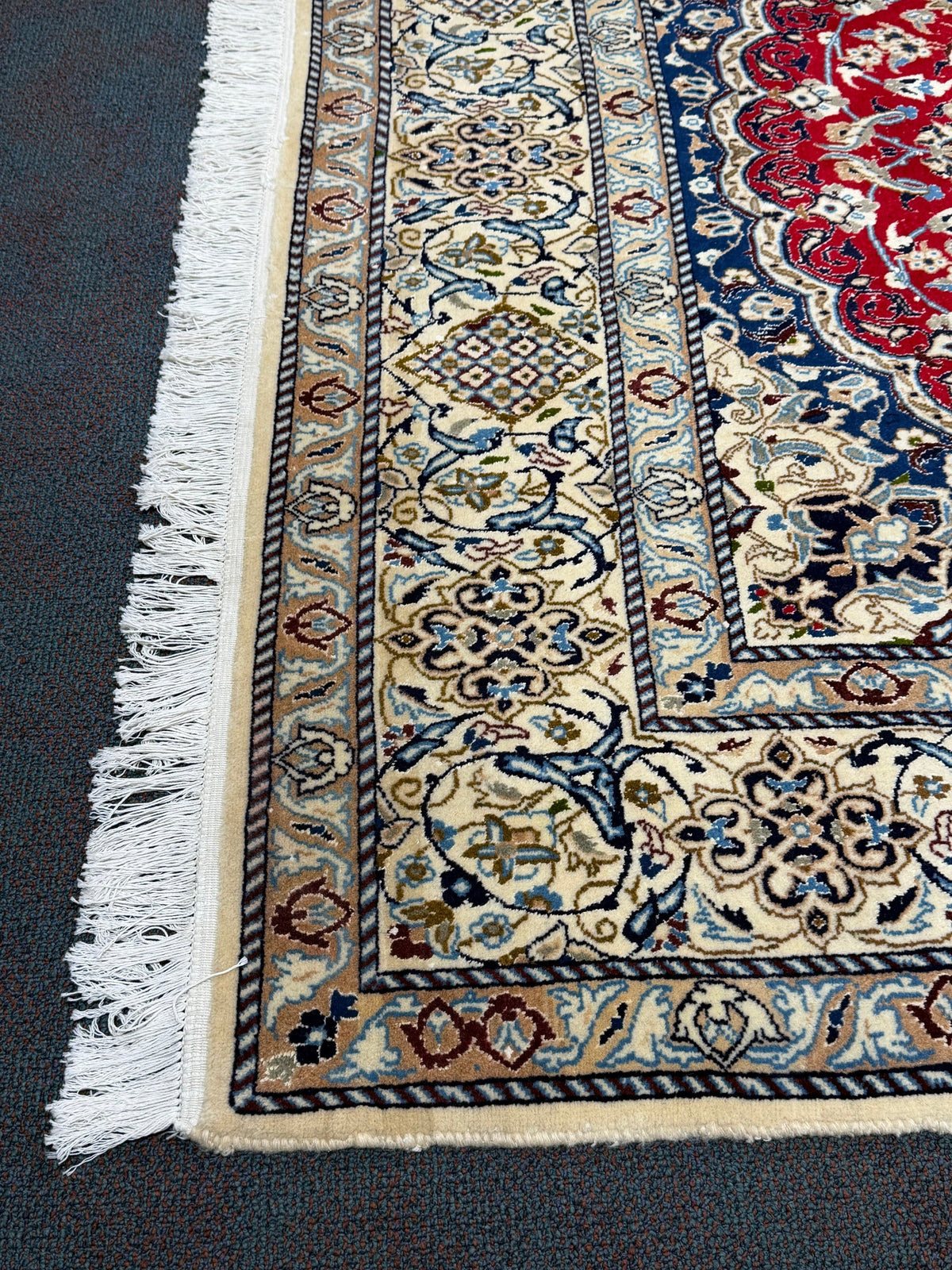 Nain Rug - 310 cm x 202 cm