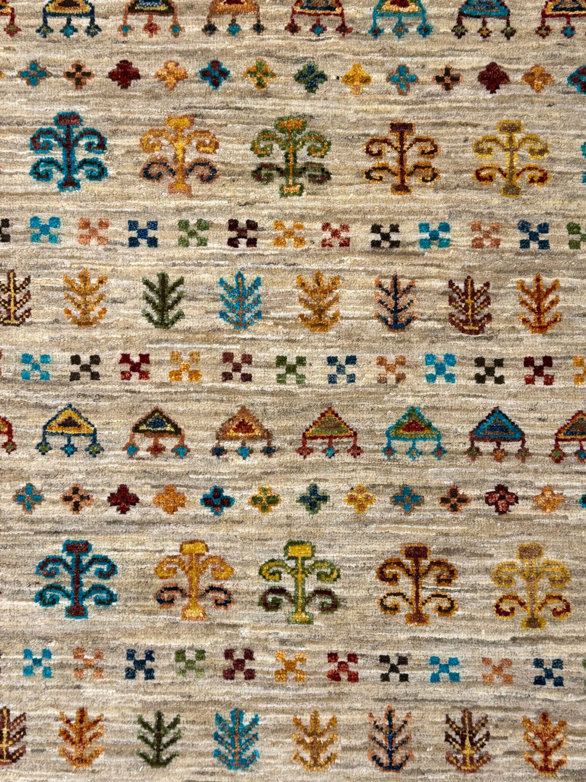 Khurjeen Rug - 313 cm x 205 cm