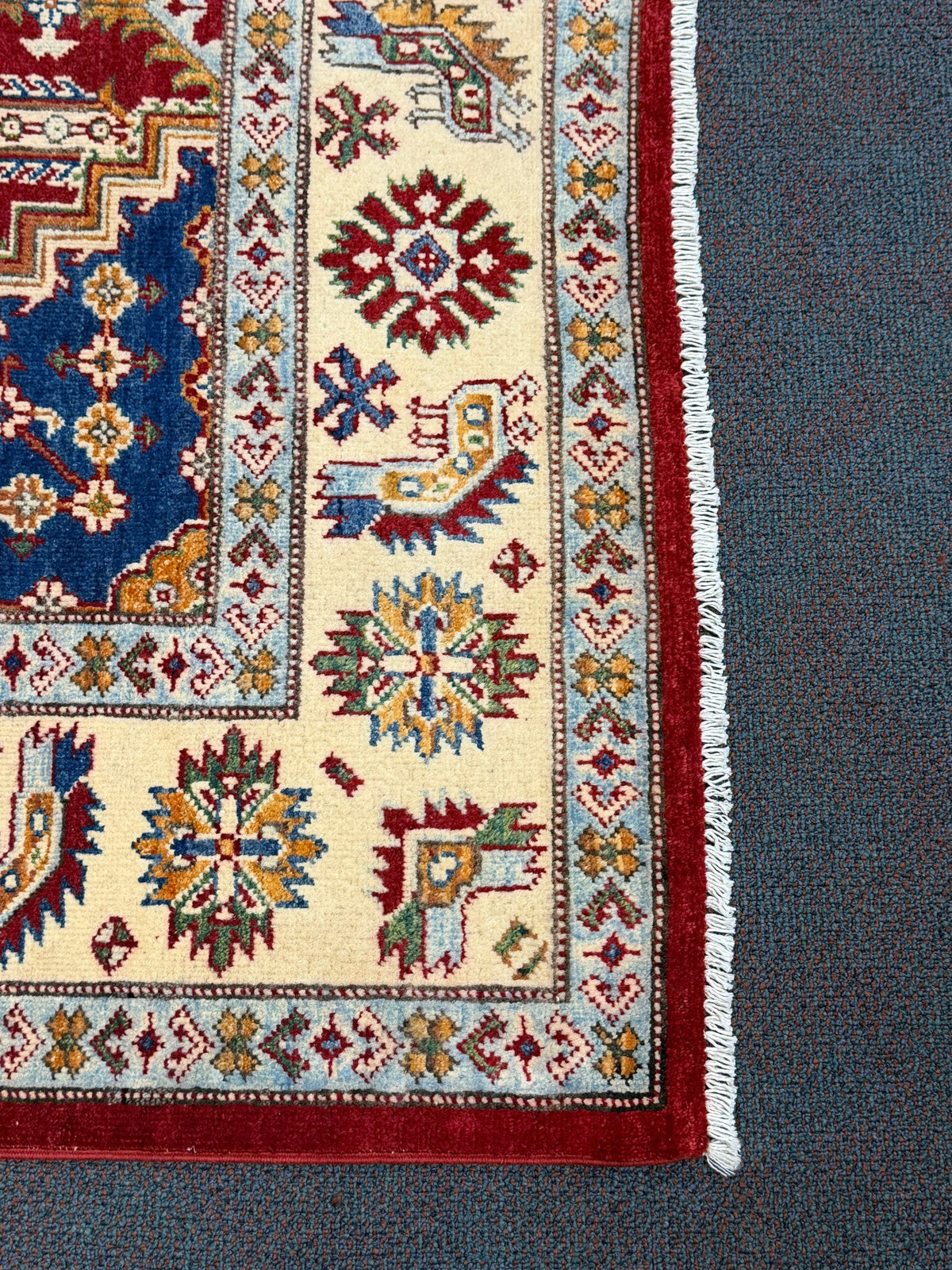 Kazak Rug  - 257 cm x 185 cm