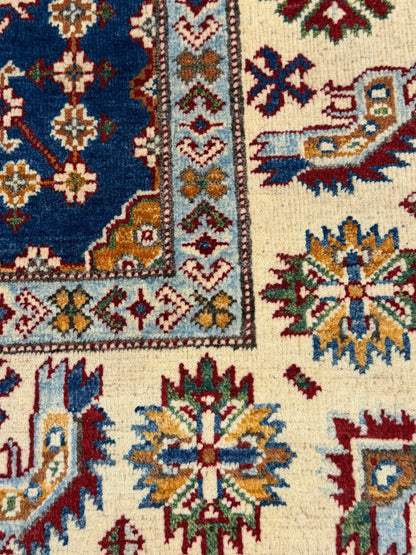 Kazak Rug  - 257 cm x 185 cm
