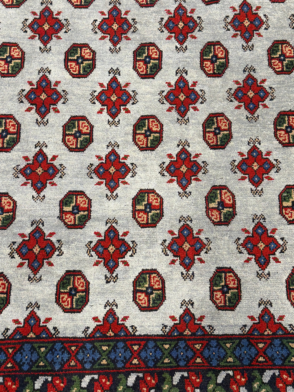 Turkoman Rug - 298 cm x 201 cm