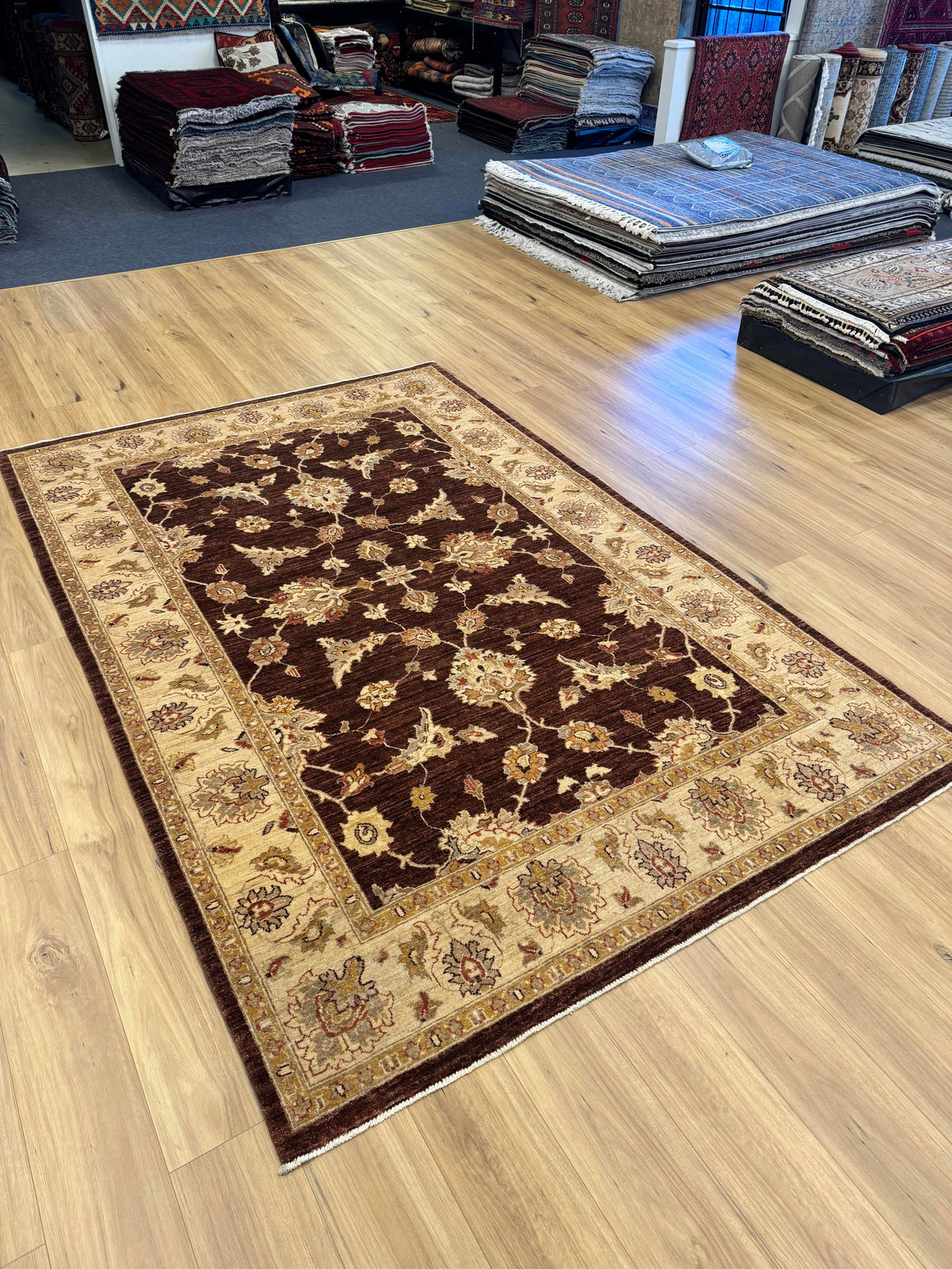 Chobi Rug - 285 cm x 190 cm