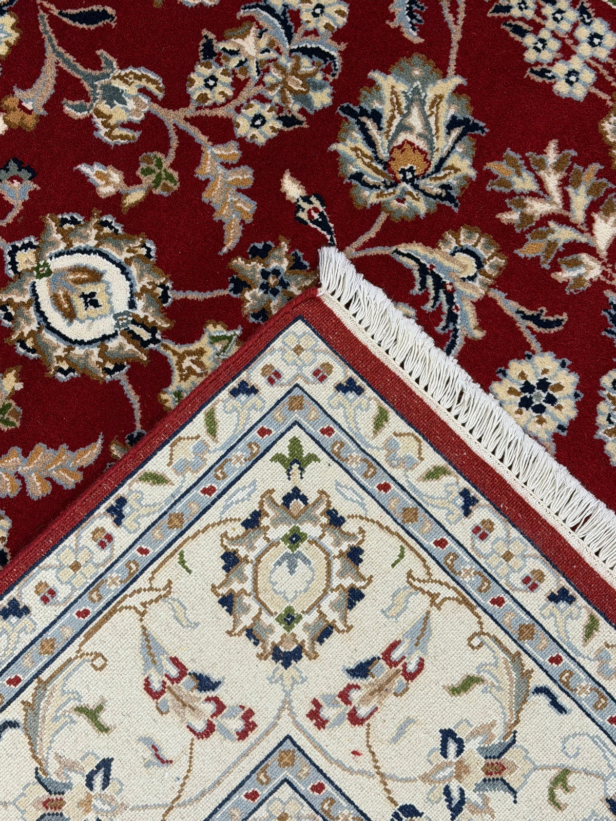 Nain Rug  - 304 cm x 193 cm