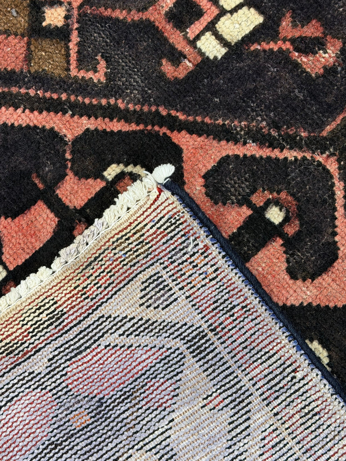 Bakhtiari Rug  - 297 cm x 200 cm