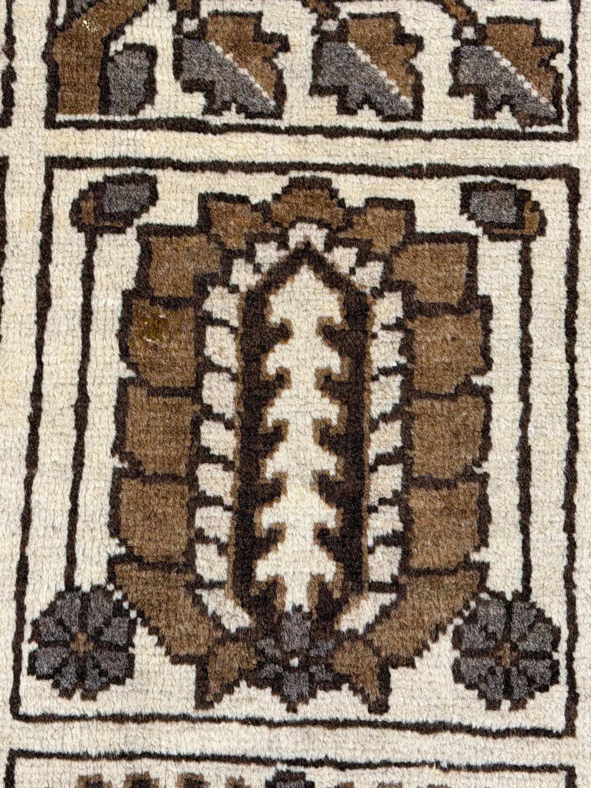 Bakhtiari Rug  - 290 cm x 175 cm