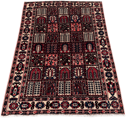 Bakhtiari Rug - 310 cm x 205 cm