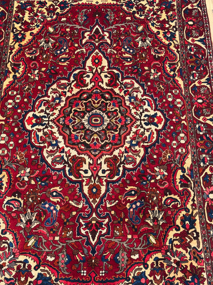 Bakhtiari Rug - 310 cm x 220 cm